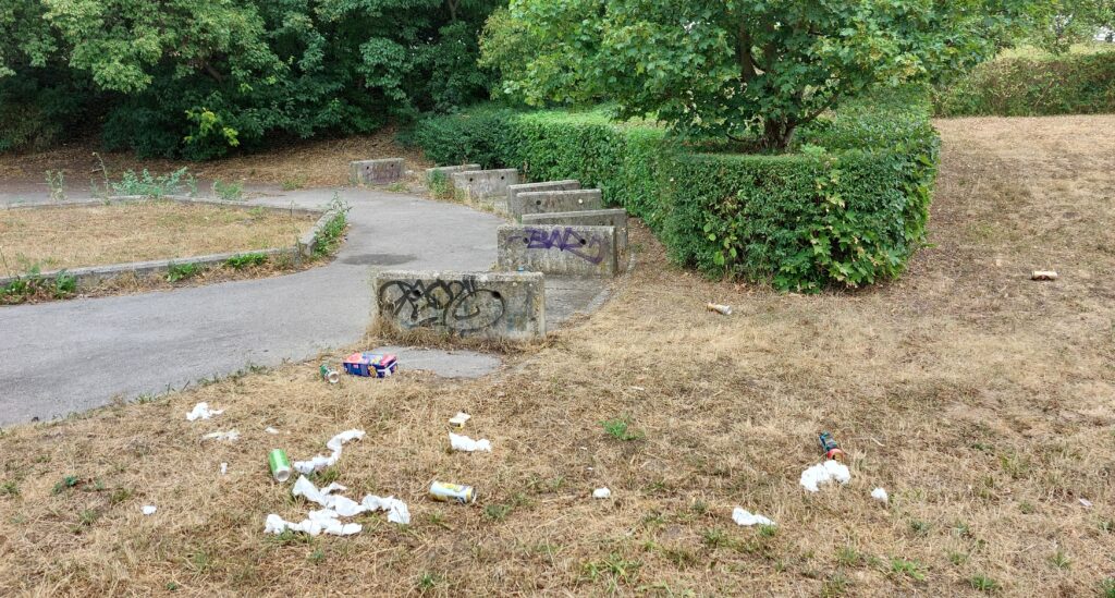 Plácek v Kuttlewascherově ulici_před úpravou